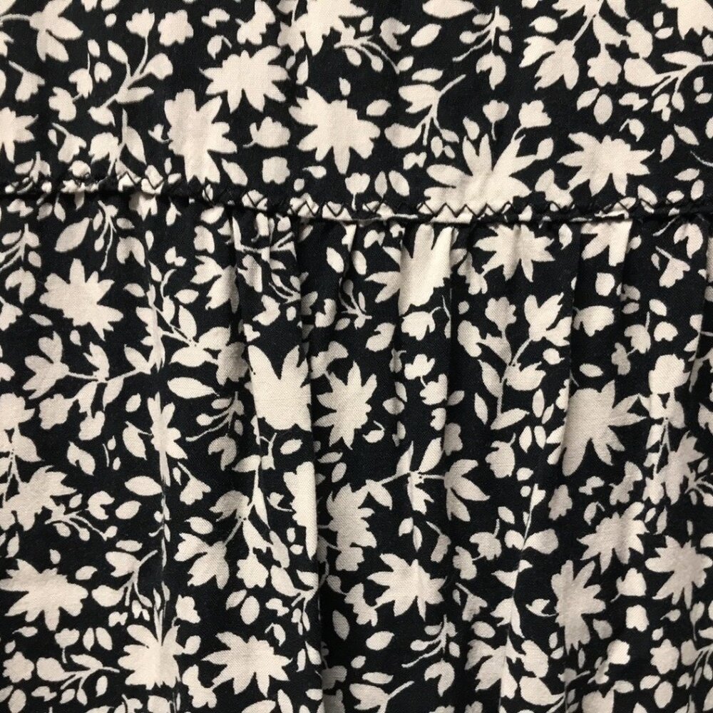 DR2 by Daniel Rainn Black & White Print 3/4 Sleeve Blouse w/ Front Tie Tassels - Picture 8 of 12